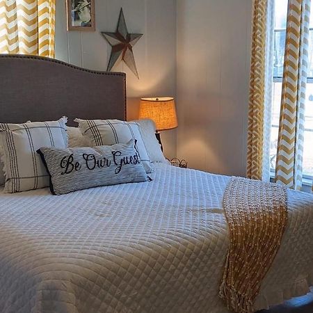 Pecan St. Parlor Haus Downtown Bandera, Tx 외부 사진